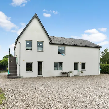 شقة Bjerndrup Lejlighed *