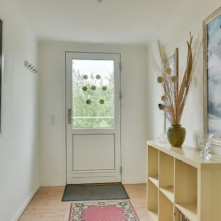 Bjerndrup Lejlighed شقة
