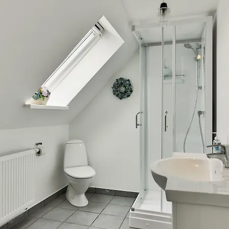 Bjerndrup Lejlighed شقة