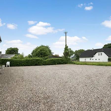 Bjerndrup Lejlighed شقة Bjerndrup