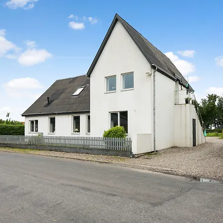 Bjerndrup Lejlighed شقة Bjerndrup